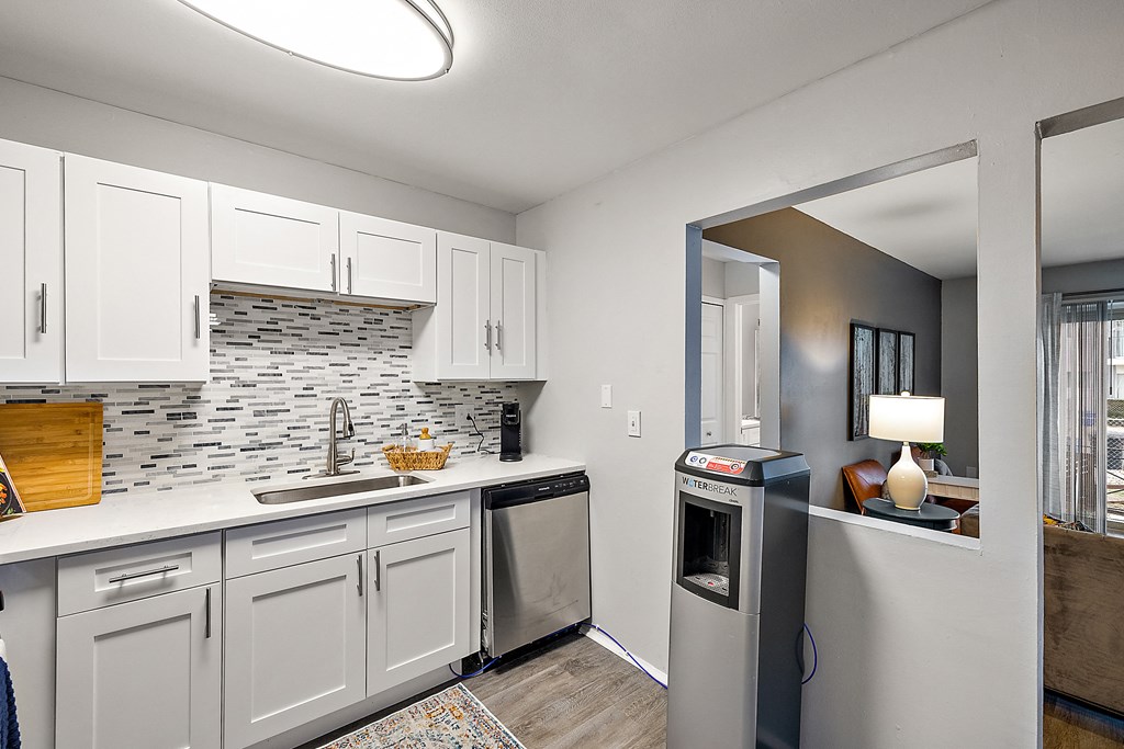 own & Country Apartments | Ann Arbor, MI